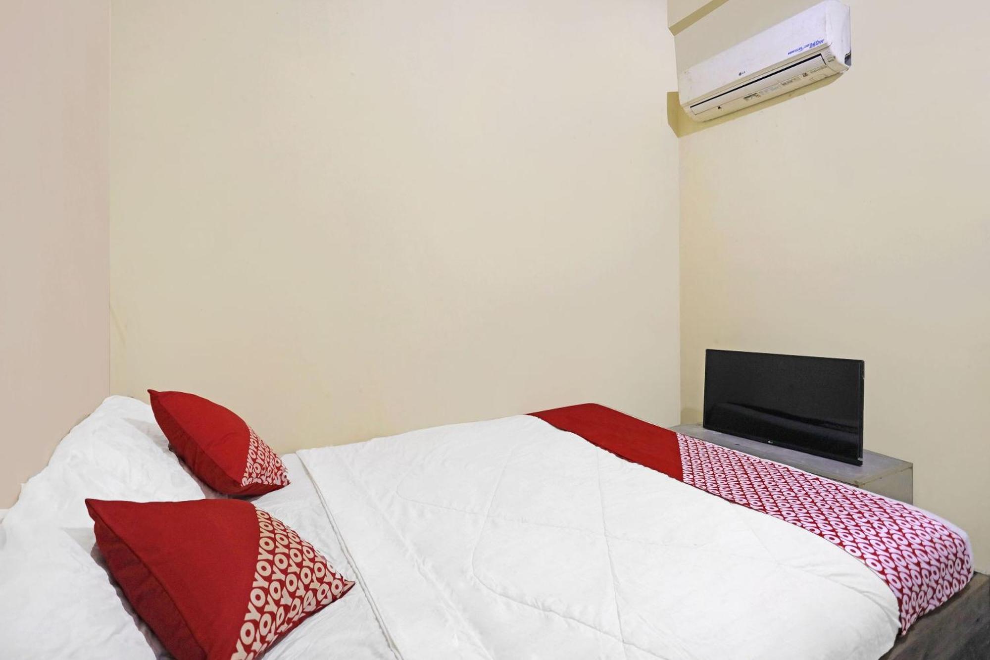 Spot On 91343 Kartika Guest House Syariahnearpantai Stres Jodoh  Luaran gambar