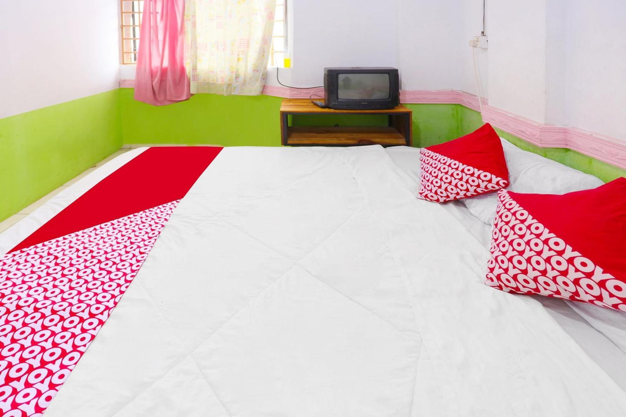 Spot On 91343 Kartika Guest House Syariahnearpantai Stres Jodoh  Luaran gambar