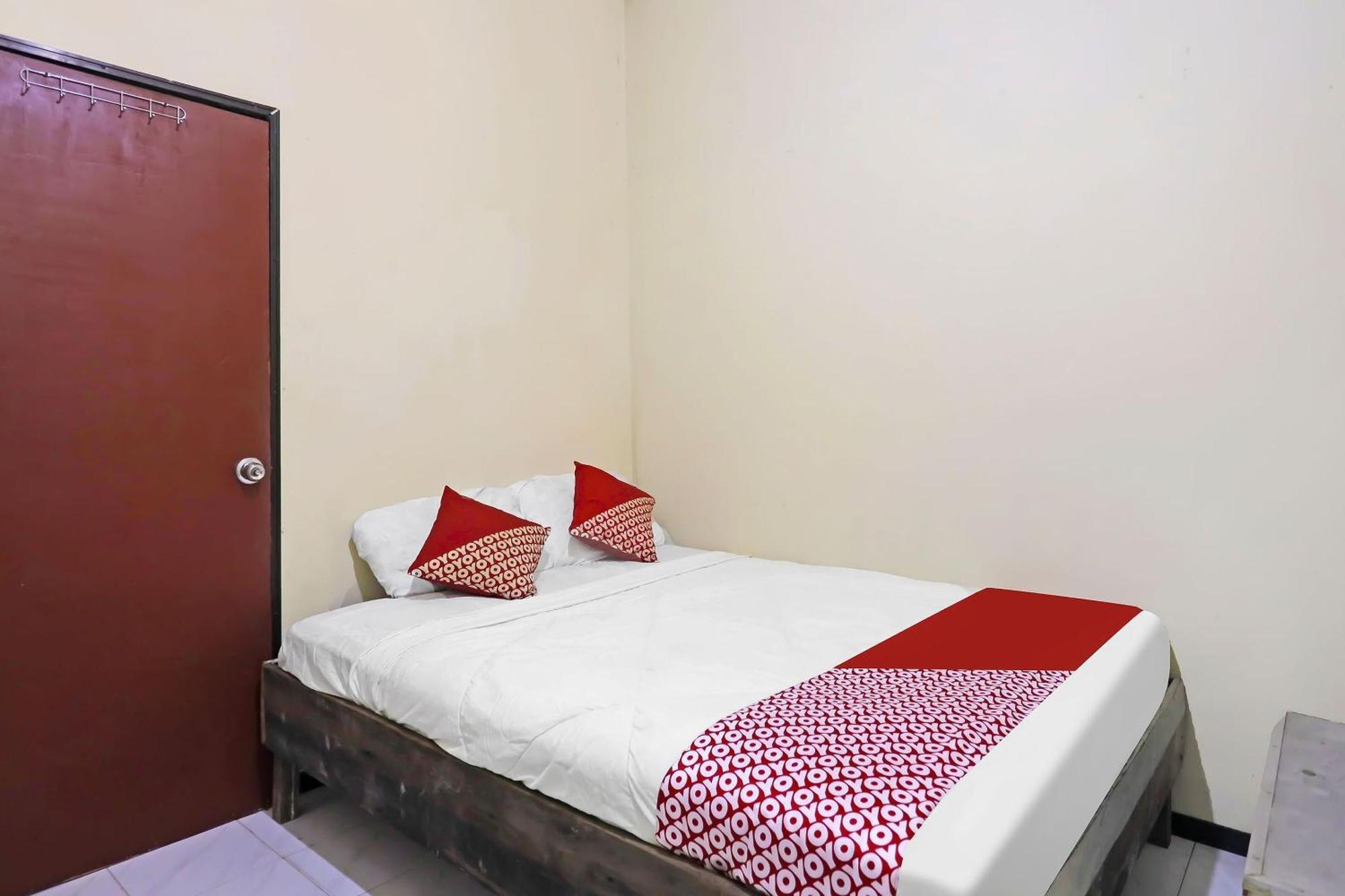 Spot On 91343 Kartika Guest House Syariahnearpantai Stres Jodoh  Luaran gambar